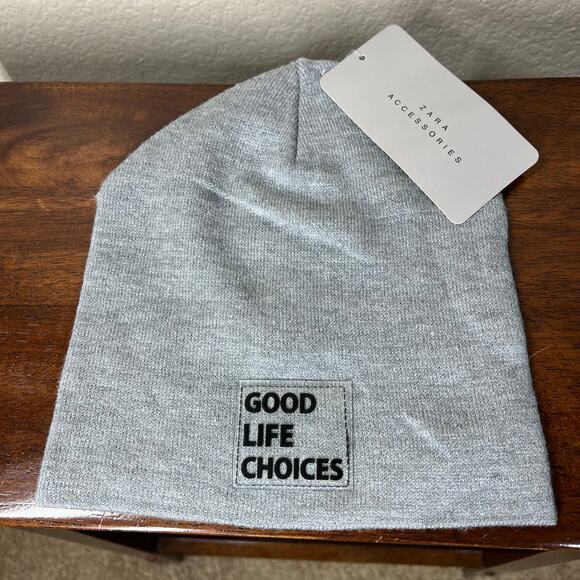 Zara heather gray GOOD LIFE CHOICES Beanie size M baddie college mininals - Picture 10 of 11